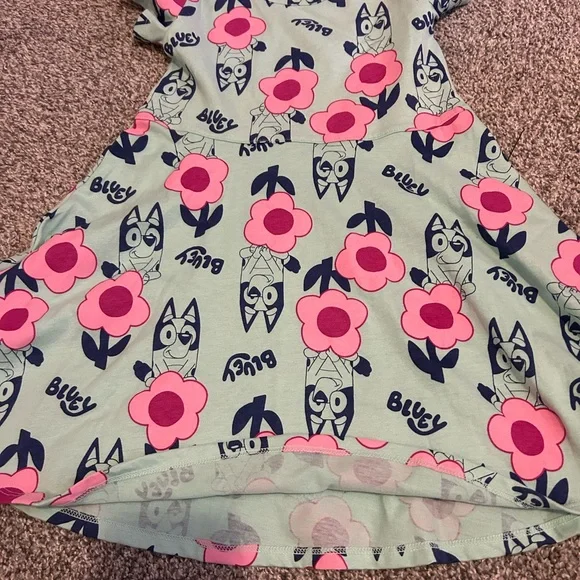 Bluey kids Dress with Pink Floral Design - Picture 3 of 5